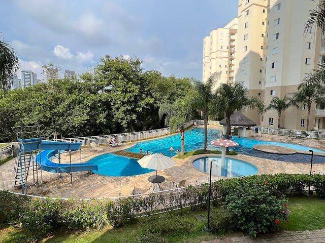 Venda em Jardim Tupanci - Barueri